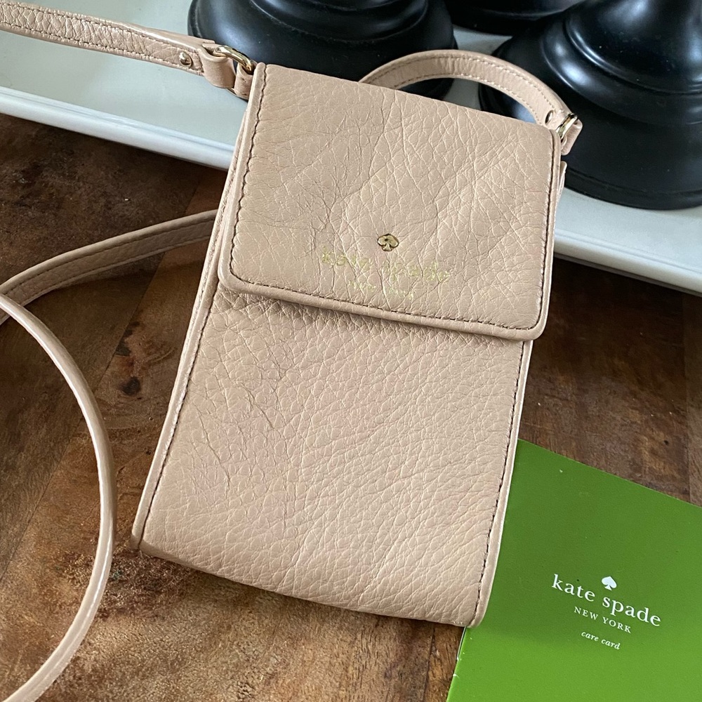 Kate Spade cell phone purse